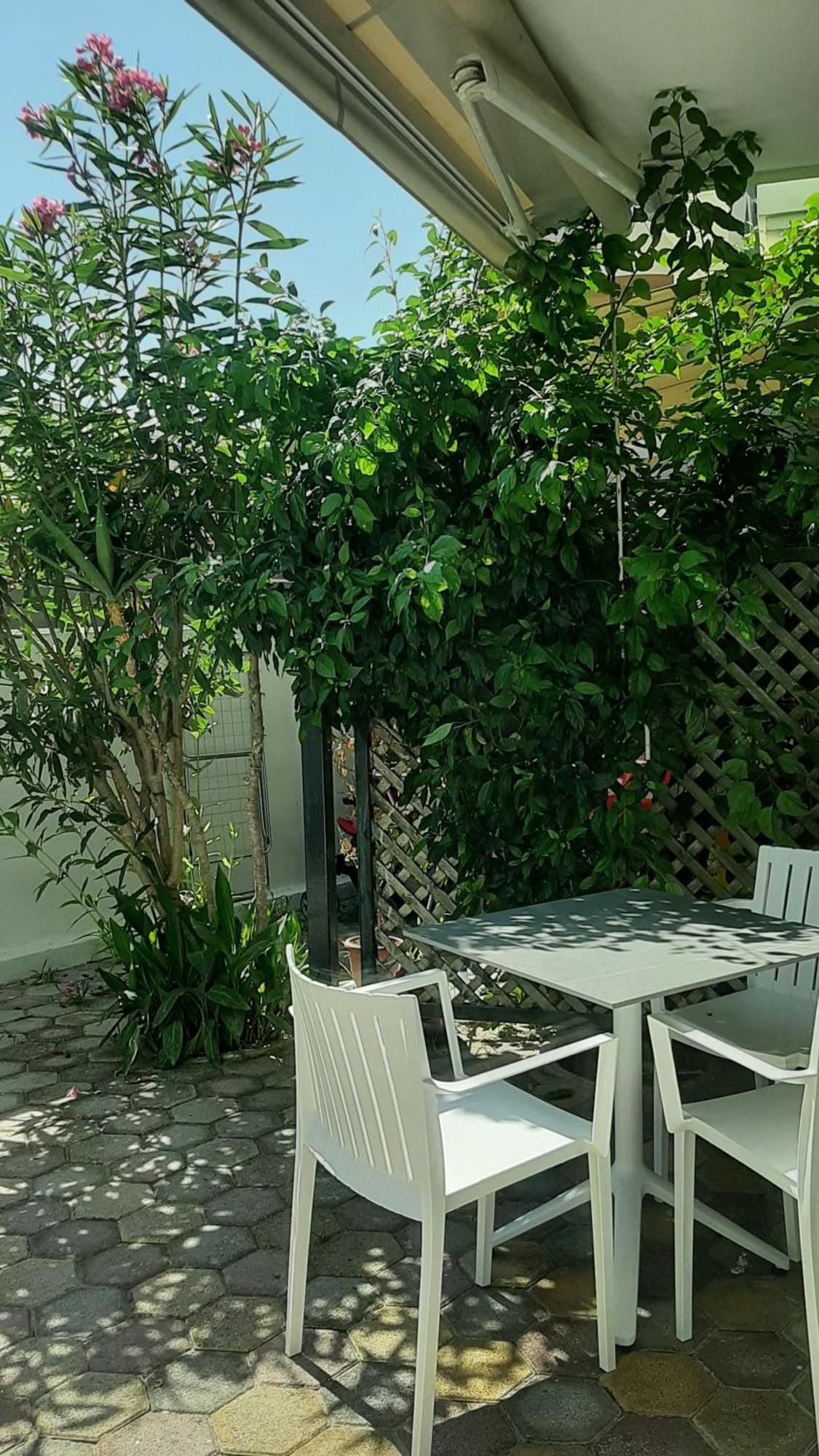 Sea Breeze Apartment Kalamaki  Exterior photo