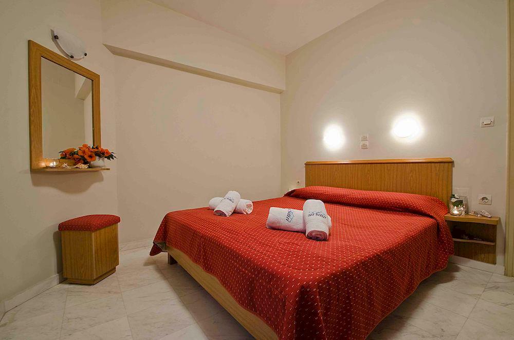 Sea Breeze Apartment Kalamaki  Exterior photo